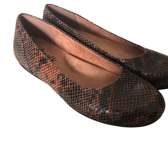 Softwalk Snakeskin Ballet Flats - Picture 2 of 10